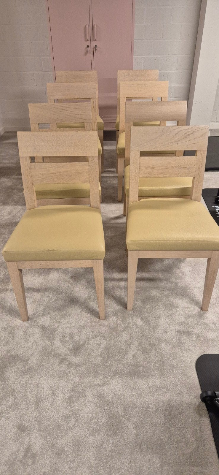8 massief houten stoelen perfecte staat, Ophalen