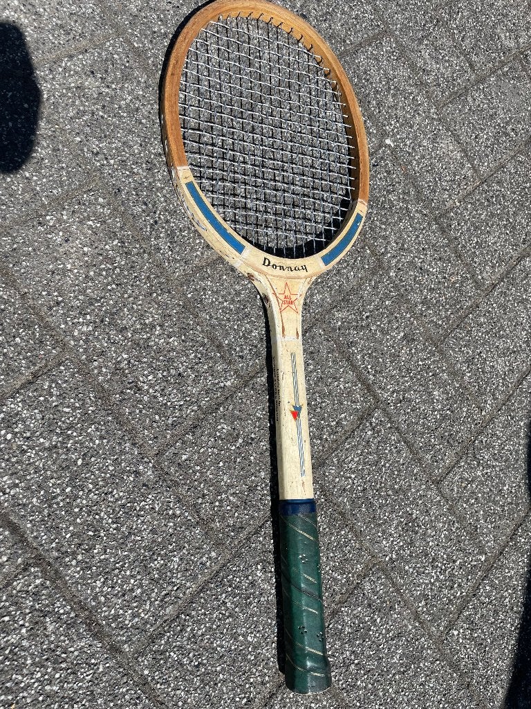 Vintage houten tennisracket, Ophalen
