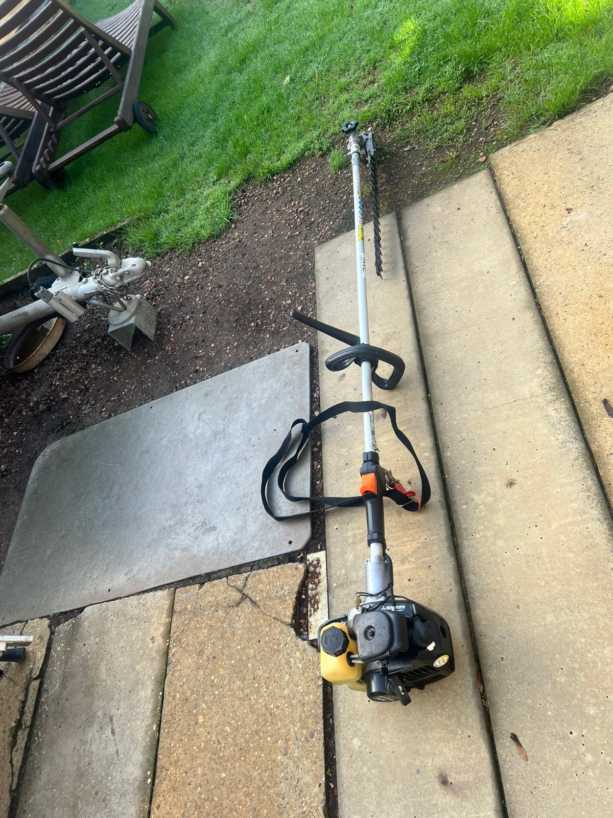 Benzine heggenschaar 250€, Jardin & Terrasse, Taille-haies, Enlèvement, Comme neuf, Essence