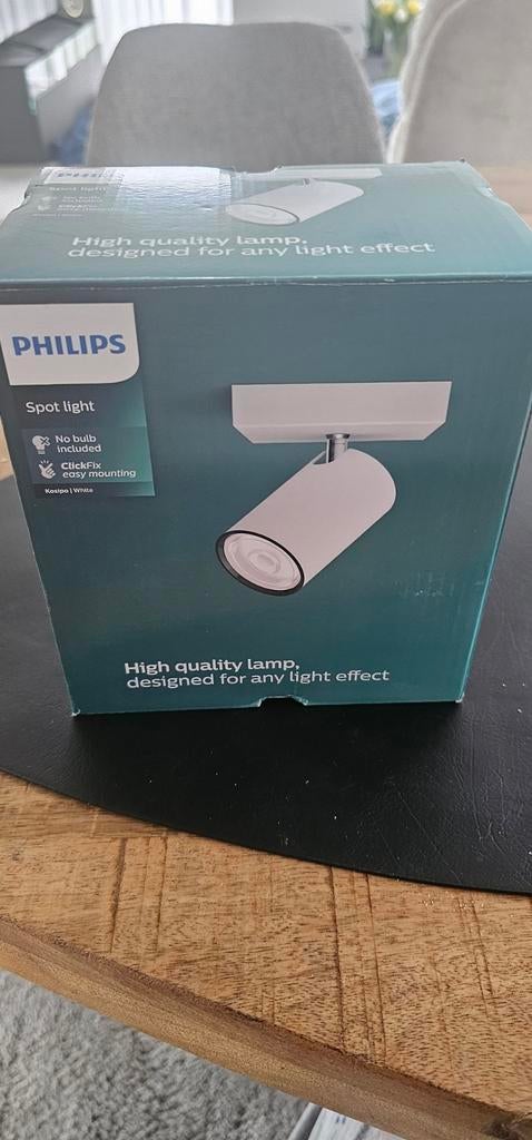 Lamp spot nieuw, Enlèvement