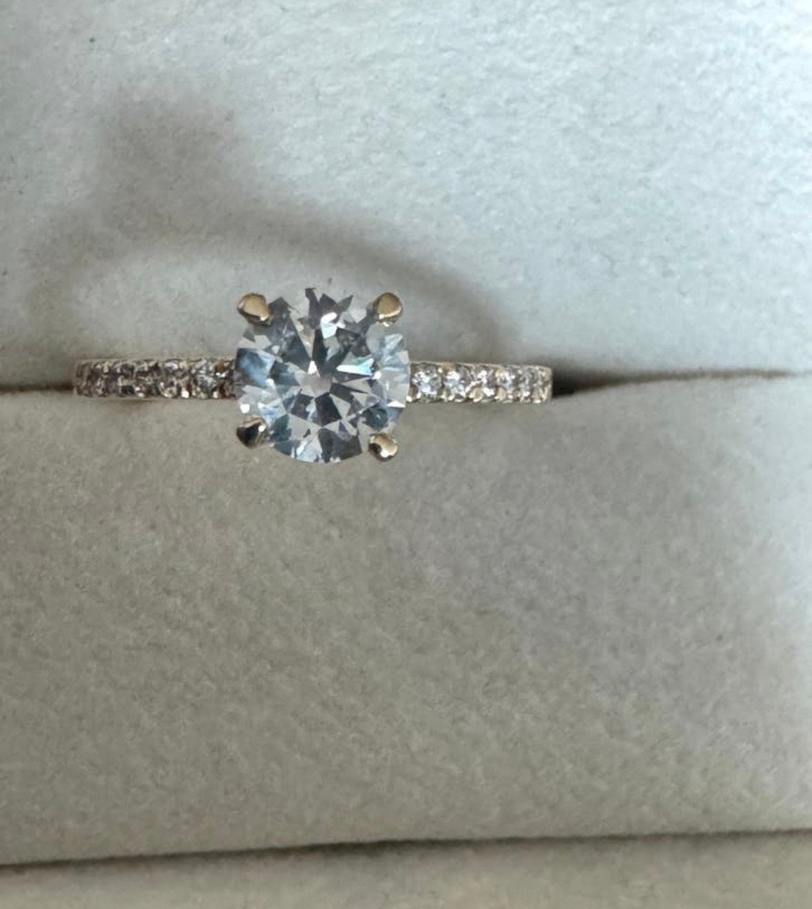 14K Geelgouden Natuurlijke diamanten ring - GCI Certificaat, Bijoux, Sacs & Beauté, Bagues, Neuf, Enlèvement ou Envoi, Or, Or