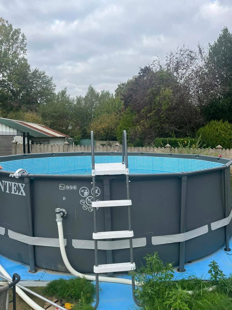 Piscine Intex Ultra XTR Frame de 488 diamètre et 122 de haut, Jardin & Terrasse, Piscines, Comme neuf, Enlèvement