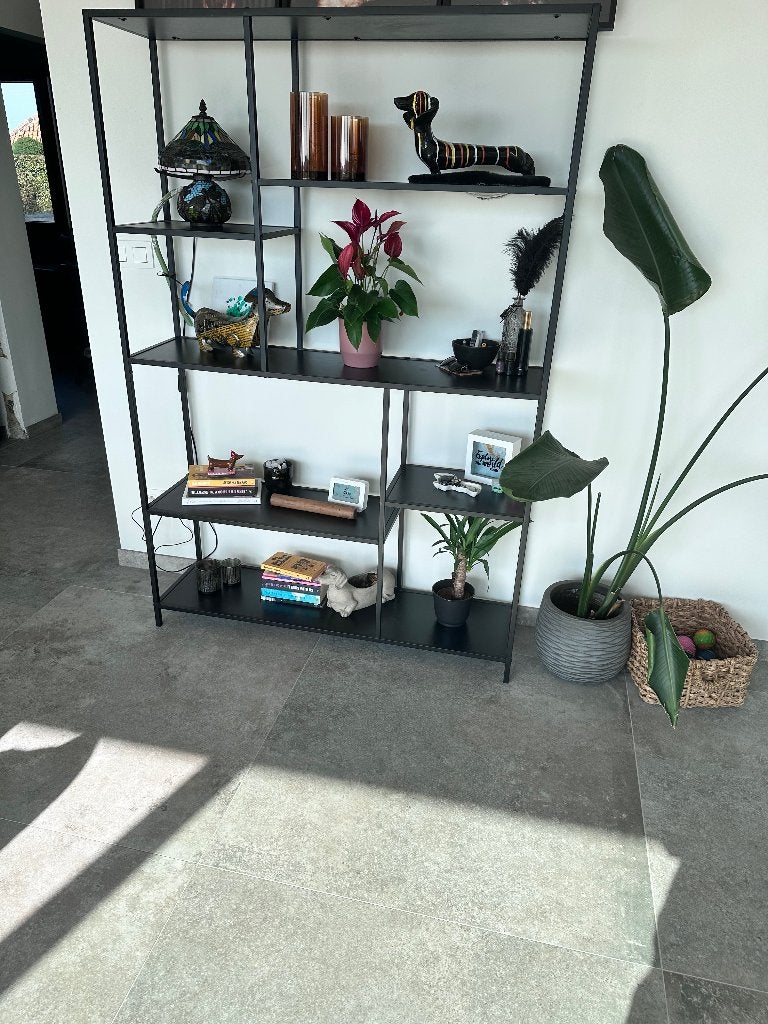 Wandkast, Huis en Inrichting, Ophalen, Met plank(en), Zo goed als nieuw, Minder dan 150 cm