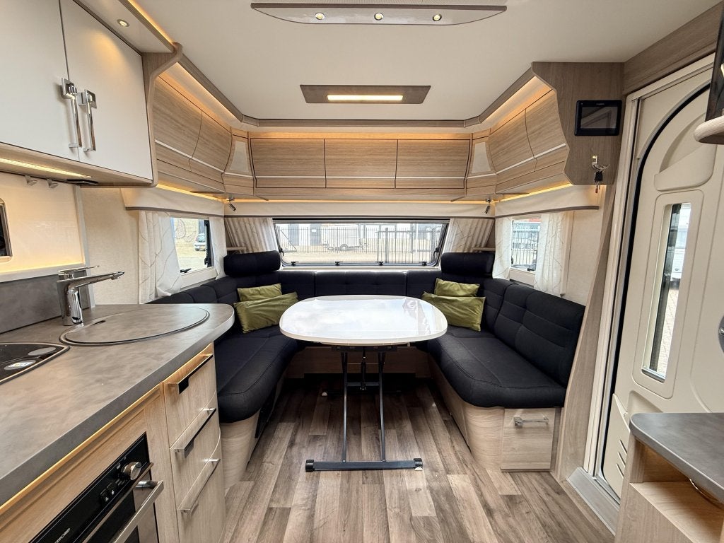 Kabe Royal 560 GLE KS, Caravans en Kamperen, Caravans, Rondzit, Schokbreker, Bedrijf, Kabe
