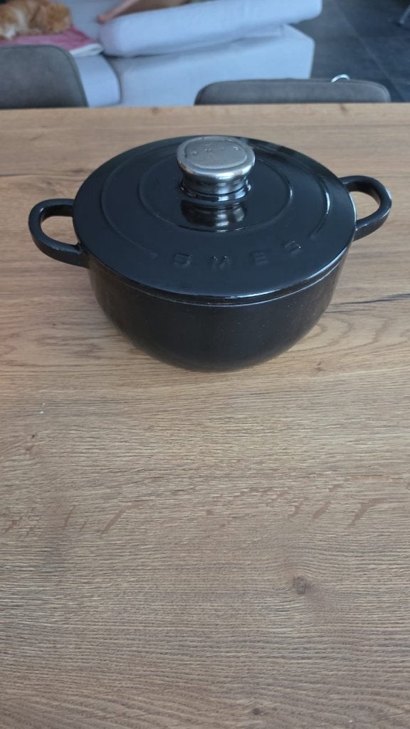 Smeg gietijzeren kookpot zwart, Ophalen, Gietijzer, Zo goed als nieuw, Kookpan