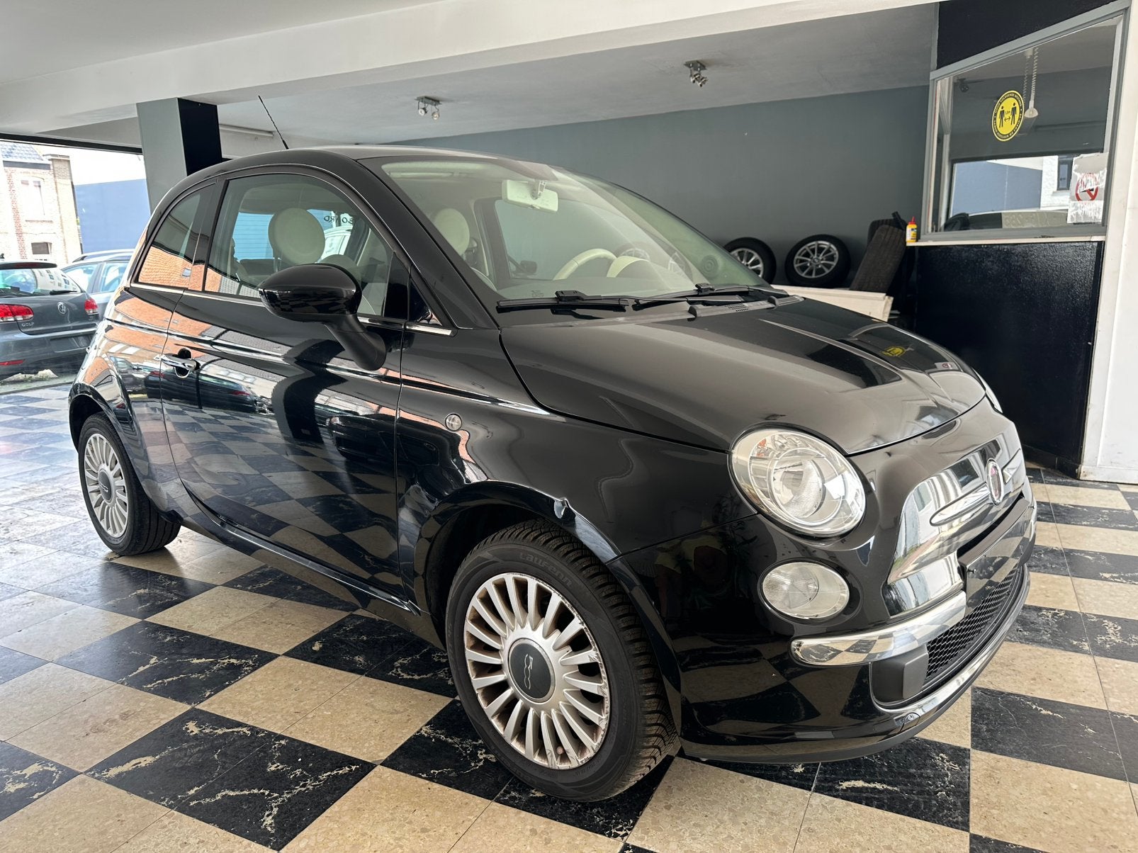 Fiat 500 1.2i Panorama / Airco 108000 km, Auto's, Fiat, Voorwielaandrijving, Stof, Zwart, Bedrijf