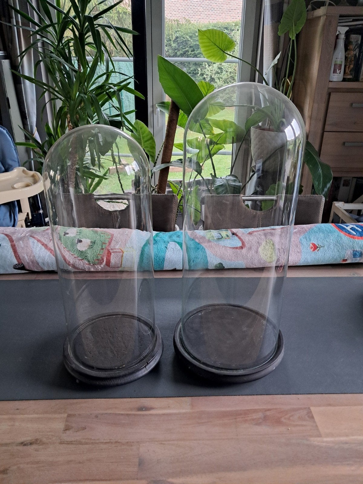 cloches anciennes âgées de plus de 120 ans, à déménager, Verre, Enlèvement ou Envoi, Fait main