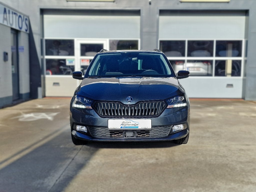 Skoda Fabia SW 1.0 TSI LED * APPLE CARPLAY * ANDROID AUTO *, Auto's, Voorwielaandrijving, Stof, Bedrijf, 3 cilinders