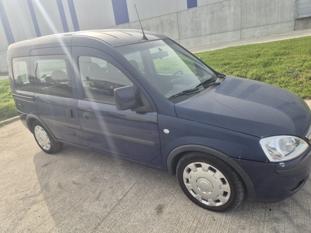 Opel Combo 1.4 Essence 5 Place, Auto's, Opel, Bedrijf, 5 deurs, Combo Tour, 5 zetels