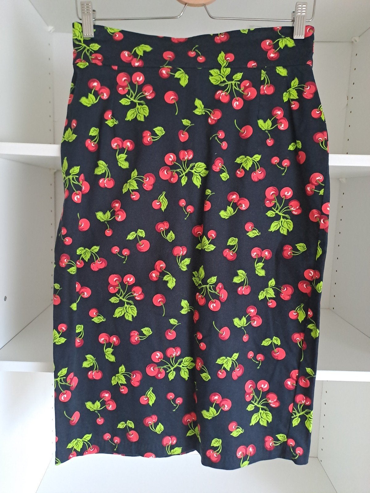 Jupe crayon t M Black Cherry, Taille 38/40 (M), Enlèvement ou Envoi, Pinup Couture, Comme neuf