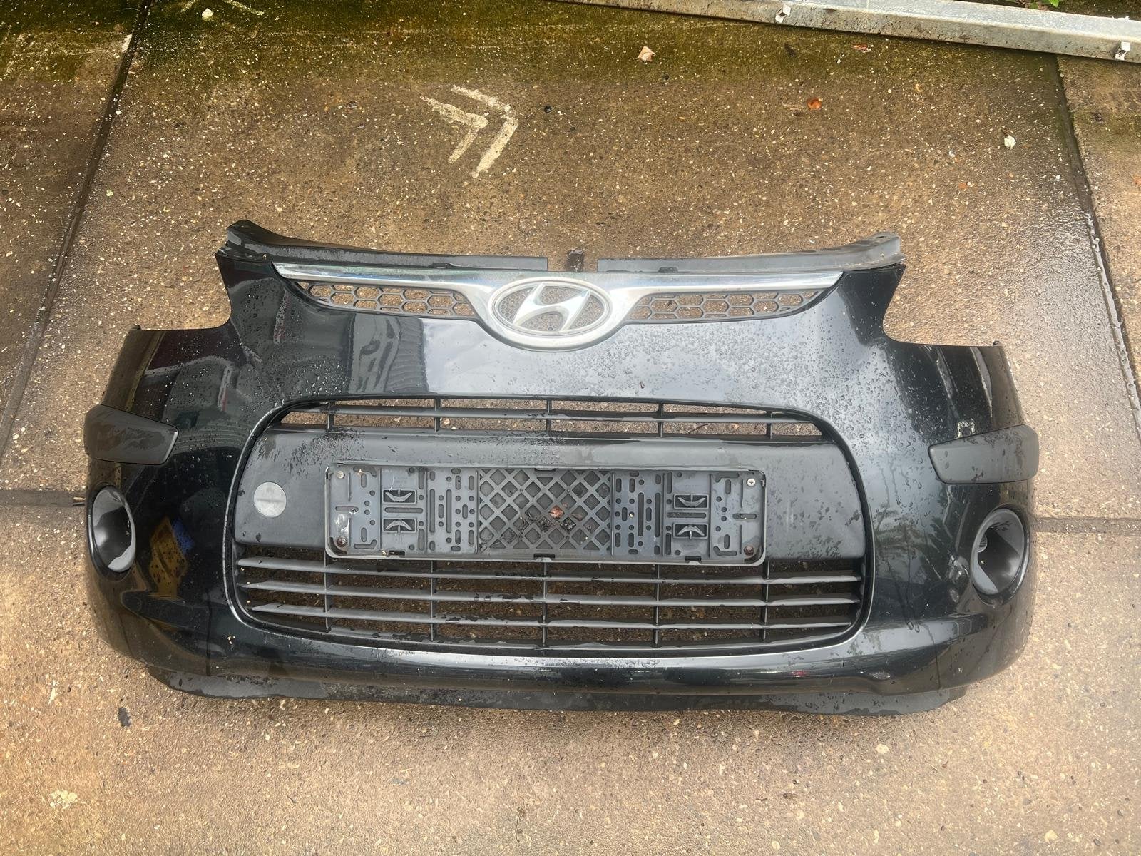 Pare-chocs avant noir BG pour Hyundai i10 (2007-2011), Heolleung-ro 12
06797  Seoul, Pare-chocs, Info@hyundai.com, Utilisé