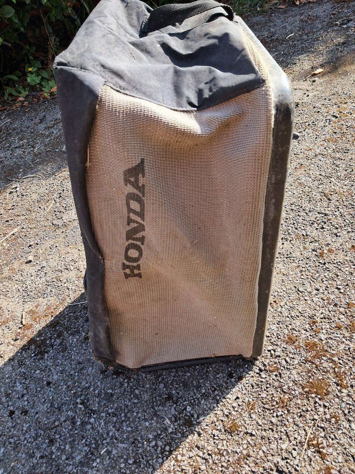 Bac de ramassage tondeuse honda bon état