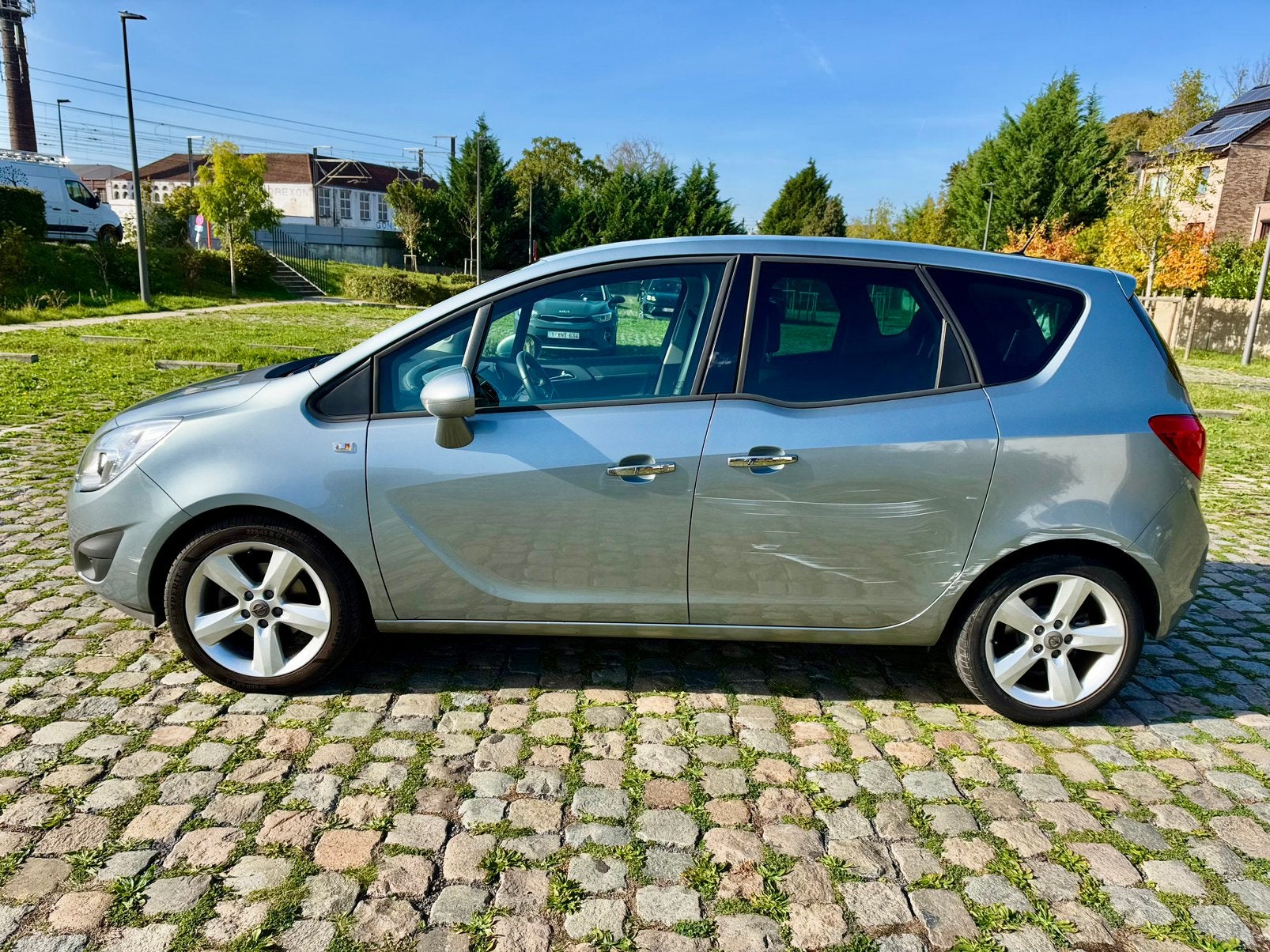Opel Meriva 1.4i Turbo 1r Main 24800 km Carnet Opel, Euro 5, Achat, Entreprise, Boîte manuelle