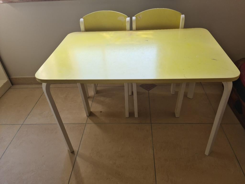 Kinder tafeltje en 2 stoeltjes, Enlèvement