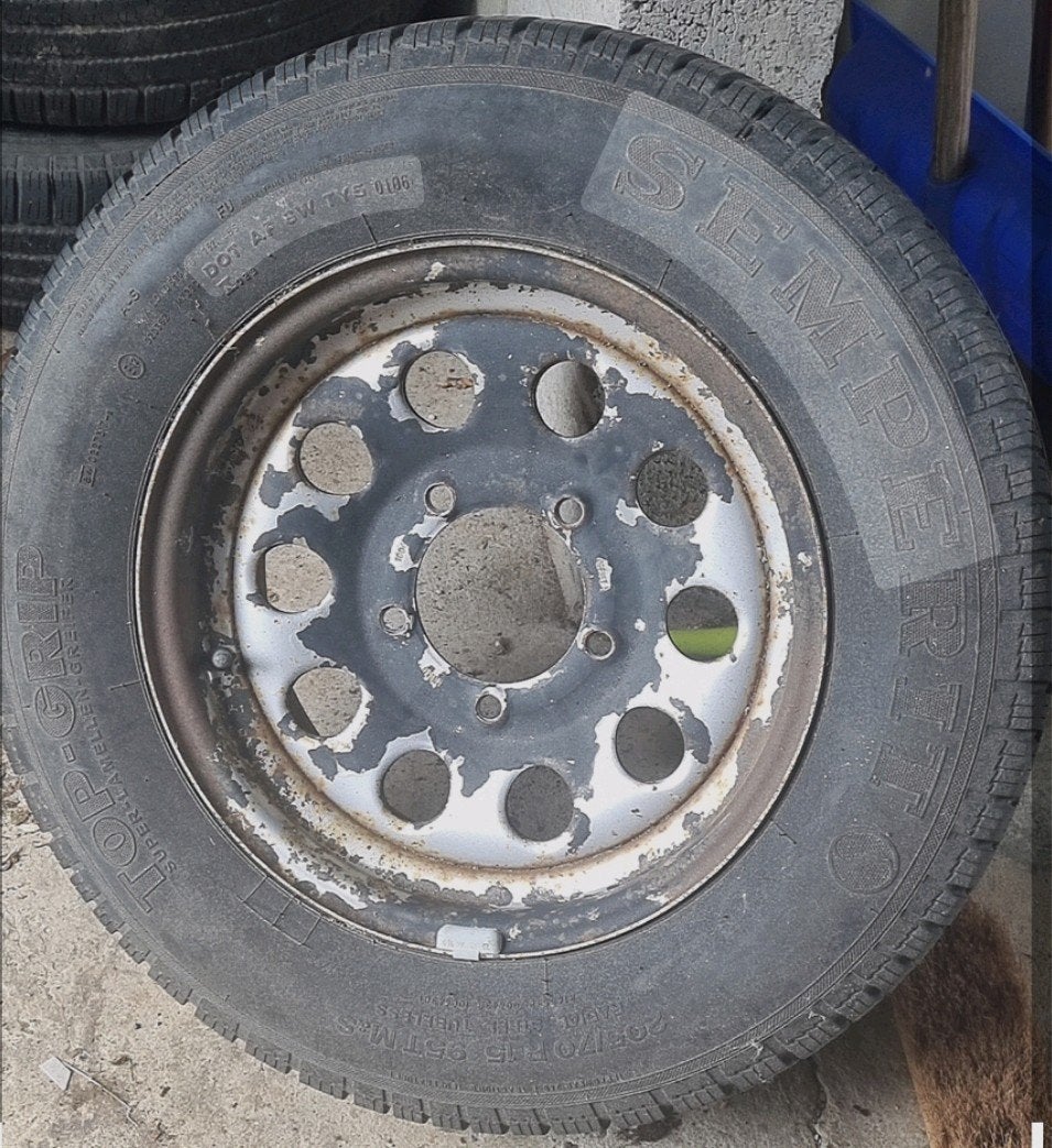 Autobanden met stalen velgen Suzuki Jimny   set van 4 stuks, Autos : Pièces & Accessoires, Pneus & Jantes, Pneus et Jantes, 15 pouces