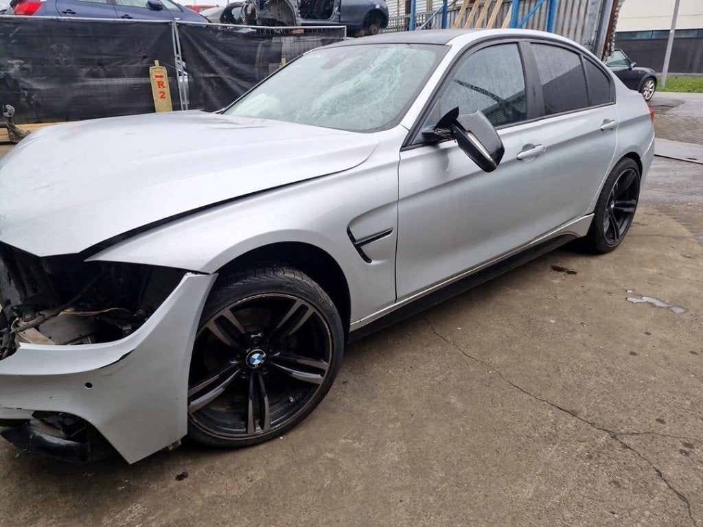 AMORTISSEUR OU ABSORBEUR DE CHOC AVANT GAUCHE 3 serie (F30), Utilisé, BMW, Petuelring 130
80809  München, DE, Bayerische Motoren Werke AG