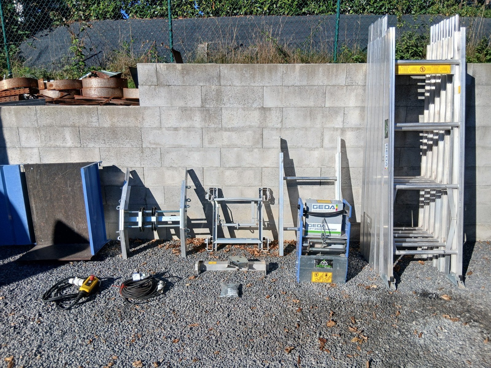 Monte-charge tuiles GEDA LIFT COMFORT 250KG année 2025., Bricolage & Construction, Enlèvement