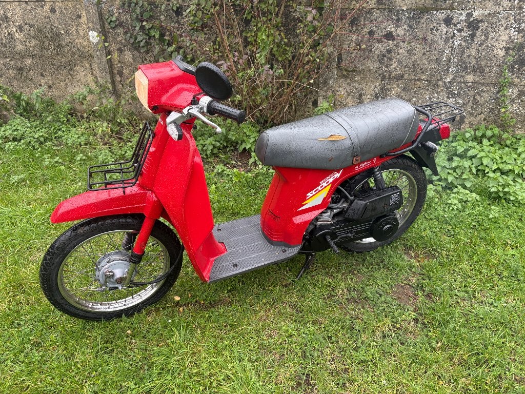 Honda scoopy 1987, Fietsen en Brommers, Ophalen, Gebruikt, Overige modellen, Klasse A (25 km/u)