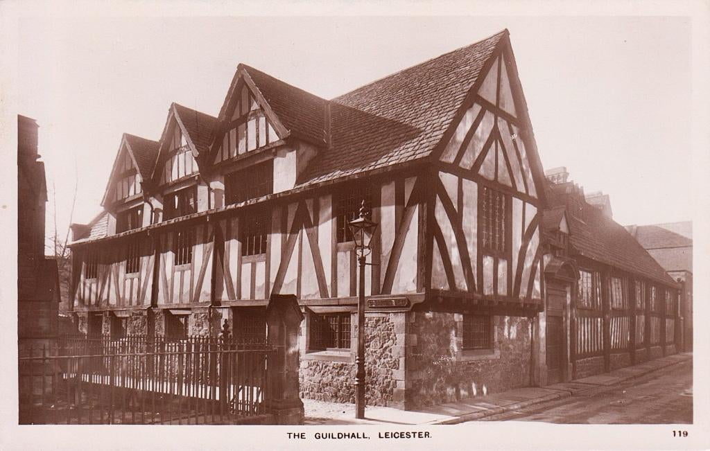 1910 - ANGLETERRE - Leicester : The Guildhall, Collections, Cartes postales | Étranger, Non affranchie, Angleterre, Avant 1920
