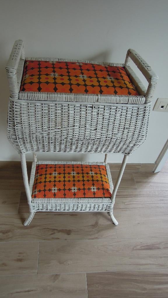 Grote vintage naaimand. Uniek stuk, Ophalen, Gebruikt