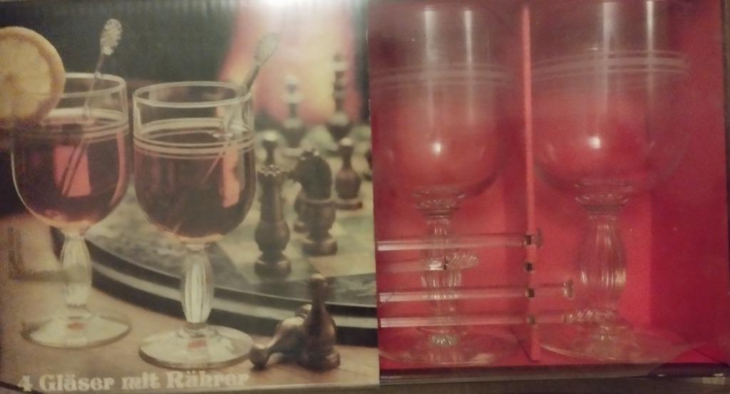 Niet gebruikte vintage set van 4 glazen voor warme dranken, Ophalen, Nieuw, Overige typen