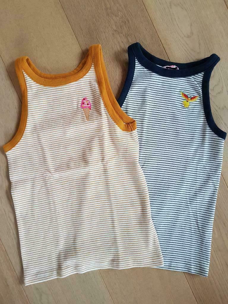 2 hippe topjes 'WE' (maat: 158/164), Kinderen en Baby's, Kinderkleding | Maat 158, WE, Meisje, Ophalen of Verzenden, Zo goed als nieuw