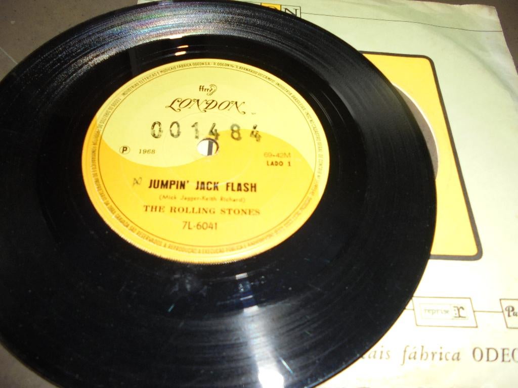 stones    child of the moon  /jumpin' jack flash 1968, Ophalen of Verzenden