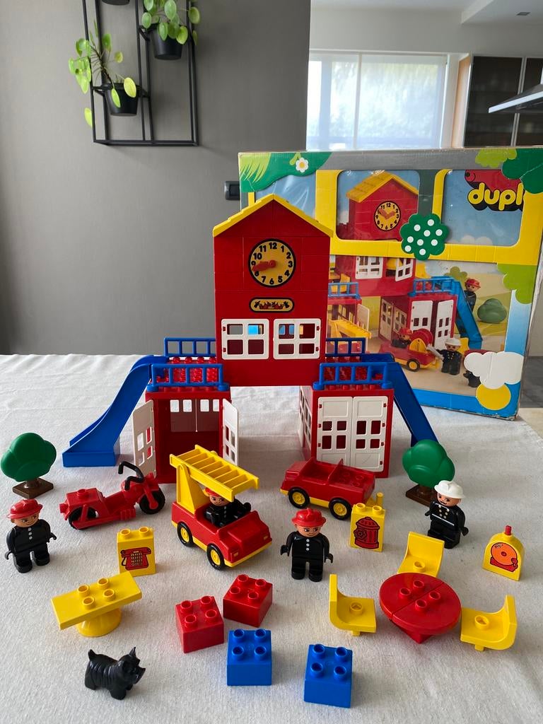 Lego Duplo brandweerkazerne vintage in de doos (2658), Kinderen en Baby's, Speelgoed | Duplo en Lego, Ophalen of Verzenden, Zo goed als nieuw