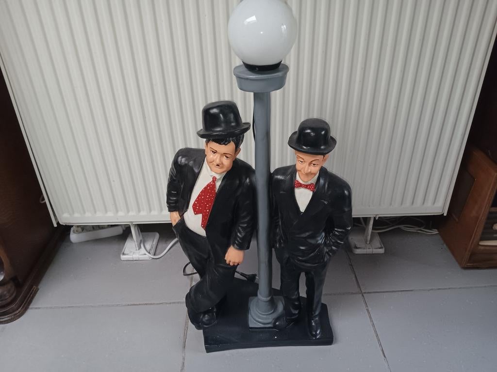 Laurel and Hardy lichtpilaar., Antiek en Kunst, Ophalen