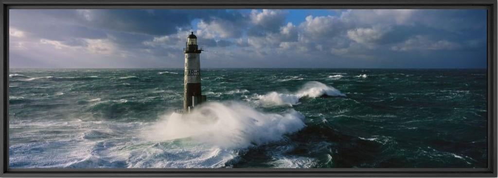 Wandposter Phare d Ar-Men pres de l ile de Sein, 125 cm of meer, Ophalen of Verzenden, Zo goed als nieuw, Foto of Poster