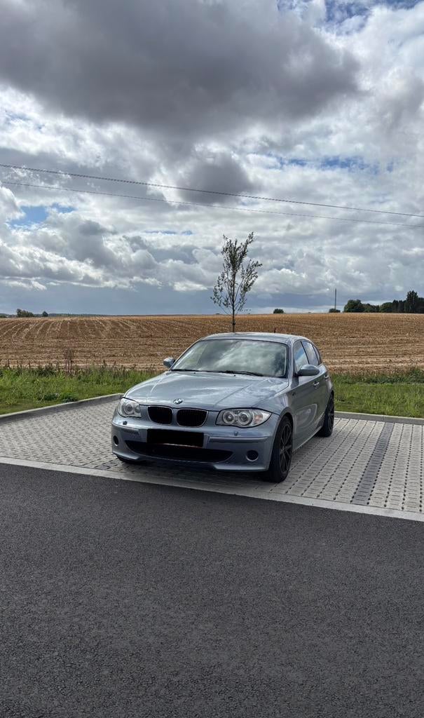 BMW 120i 150ch, Cuir, Achat, Boîte manuelle, 5 portes