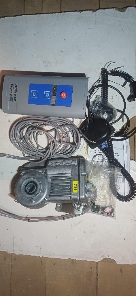 Garagepoort motor Assa abloy, Ophalen of Verzenden