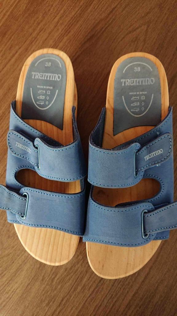 Dames slippers met veer, Slippers, Blauw, Nieuw, Ophalen of Verzenden