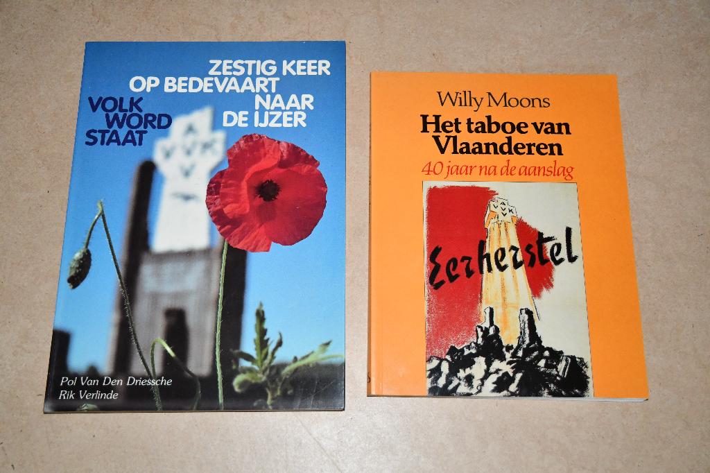 Set publicaties Ijzertoren en Ijzerbedevaarten, Antiek en Kunst, Antiek | Boeken en Manuscripten, Ophalen of Verzenden