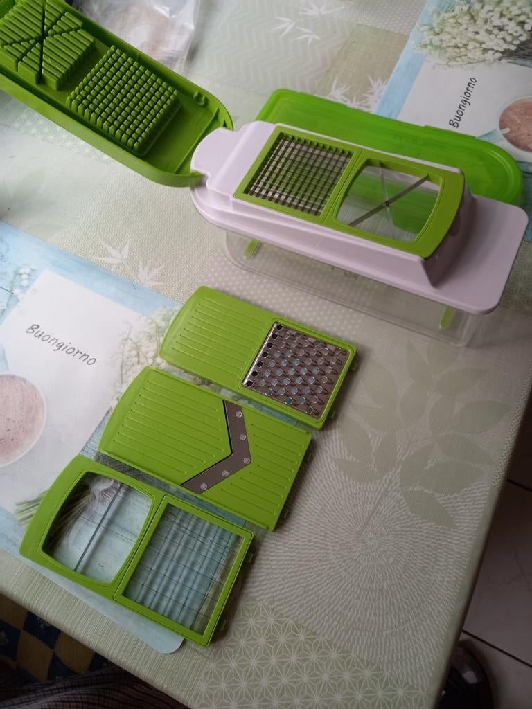 Snijgereedschap, Ophalen, Zo goed als nieuw