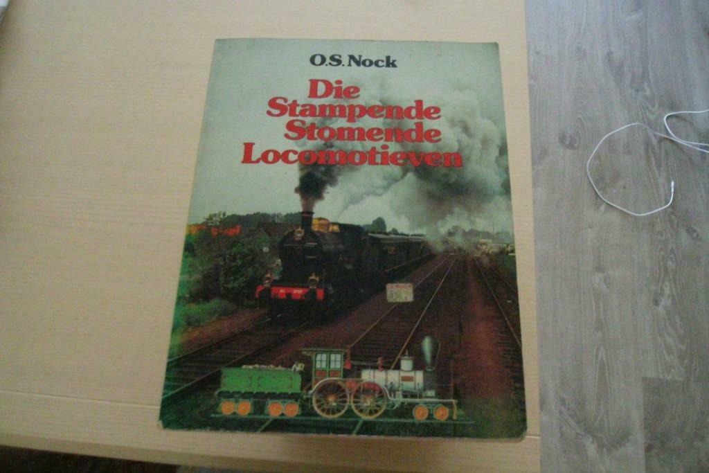 die stampende stomende locomotieven, Boeken, Ophalen of Verzenden, Gelezen