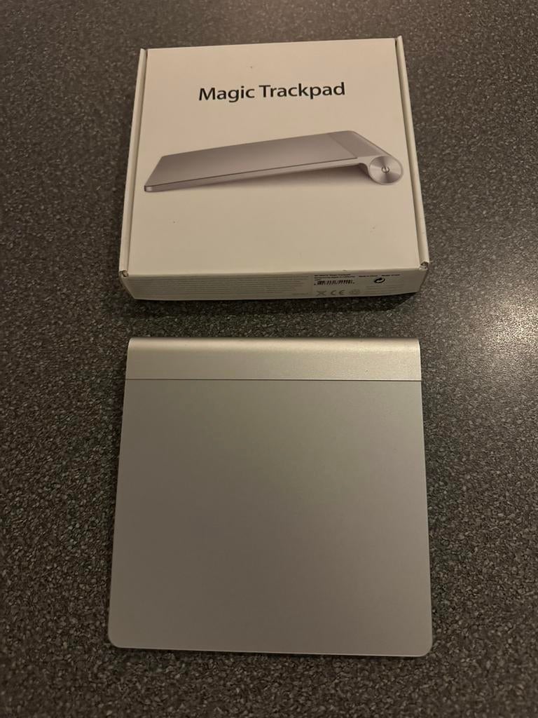 Apple Magic Trackpad, Computers en Software, Muizen, Ophalen of Verzenden, Gebruikt, Draadloos, Trackpad