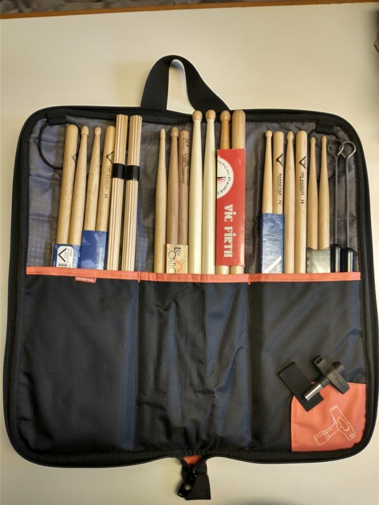 Mono Deluxe Stick Bag & uitgebreid drumstokken assortiment, Muziek en Instrumenten, Ophalen of Verzenden, Zo goed als nieuw, Overige soorten