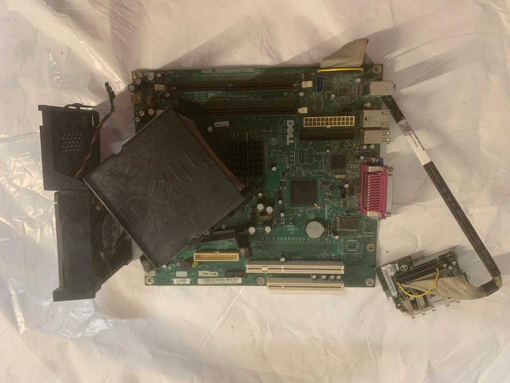 Dell OptiPlex Moederbord + Pentium 4 – Werkend, Ophalen of Verzenden, Gebruikt, Intel, DDR2