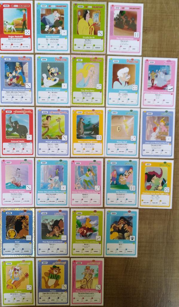 32 verzamelkaarten van verschillende Disney figuren, Ophalen of Verzenden, Overige figuren, Zo goed als nieuw, Plaatje of Poster