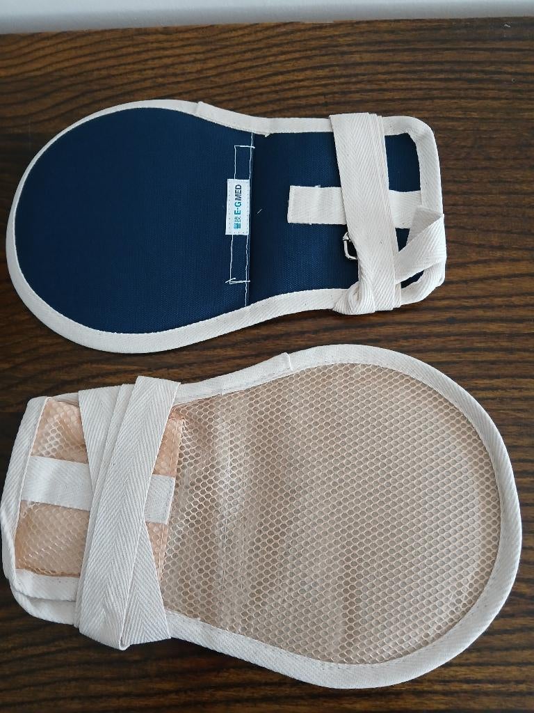Medische dwanghandschoenen set/2, Diversen, Ophalen, Nieuw