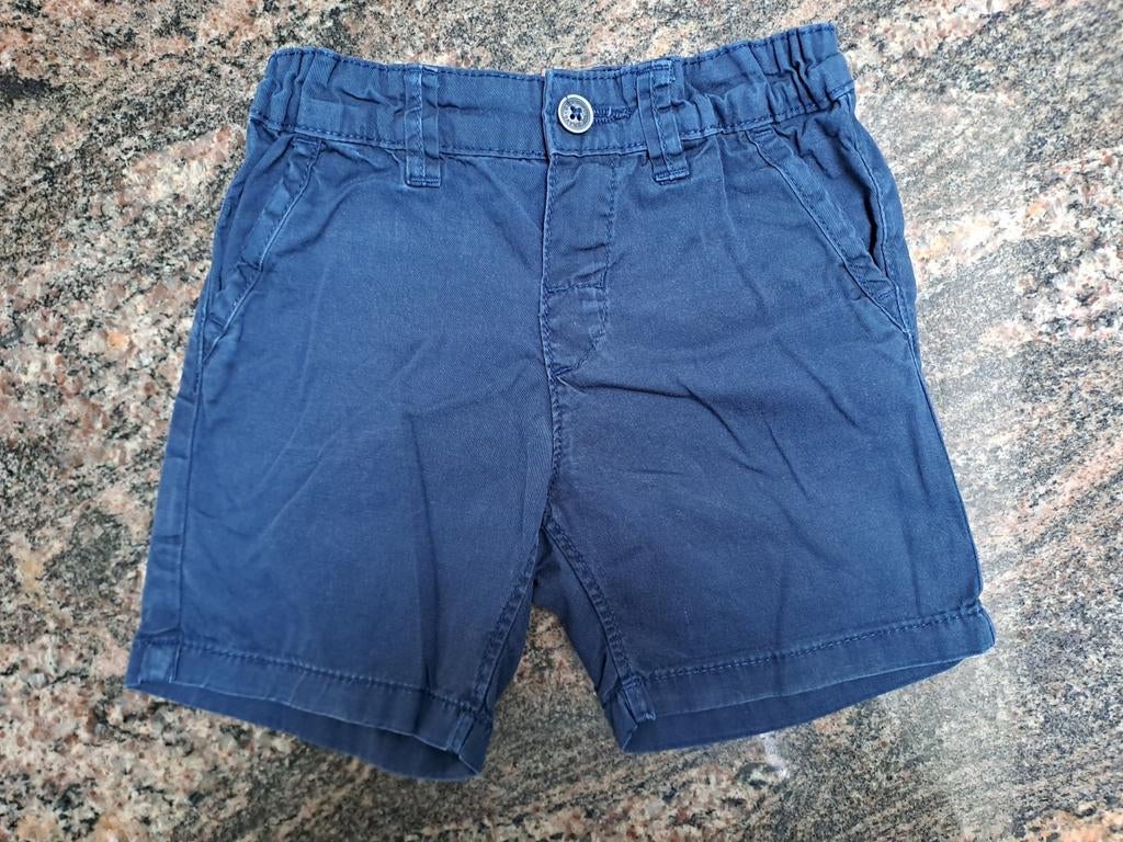Mt 80 Donkerblauwe gekleede short, Kinderen en Baby's, Babykleding | Maat 80, Gebruikt, Broekje, H&M, Ophalen of Verzenden