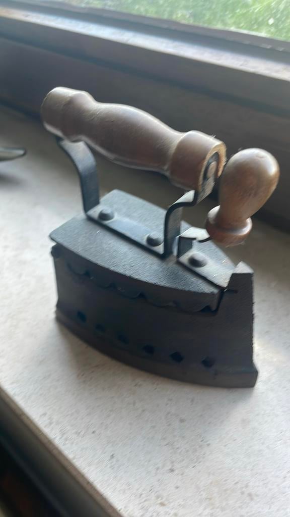 Petit fer a repasser, Enlèvement ou Envoi