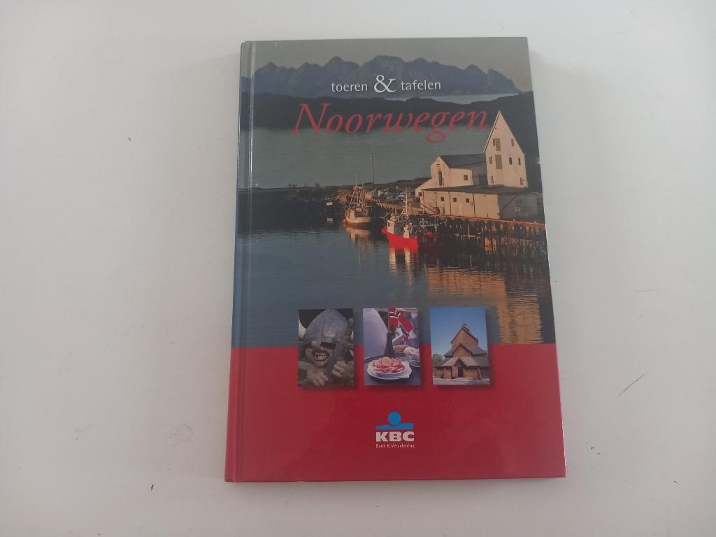 Boek Toeren & Tafelen Noorwegen Koken Reizen, Boeken, Reisverhalen, Ophalen of Verzenden, Zo goed als nieuw, Europa