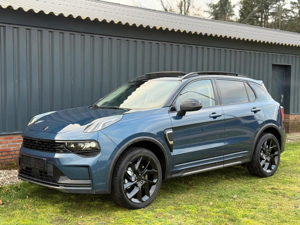 Lynk & Co 01 1.5 Plug in Hybrid Black Edition Bomvol, Auto's, Lynk & Co, Bedrijf, Hybride Elektrisch/Benzine, Automaat, Zwart