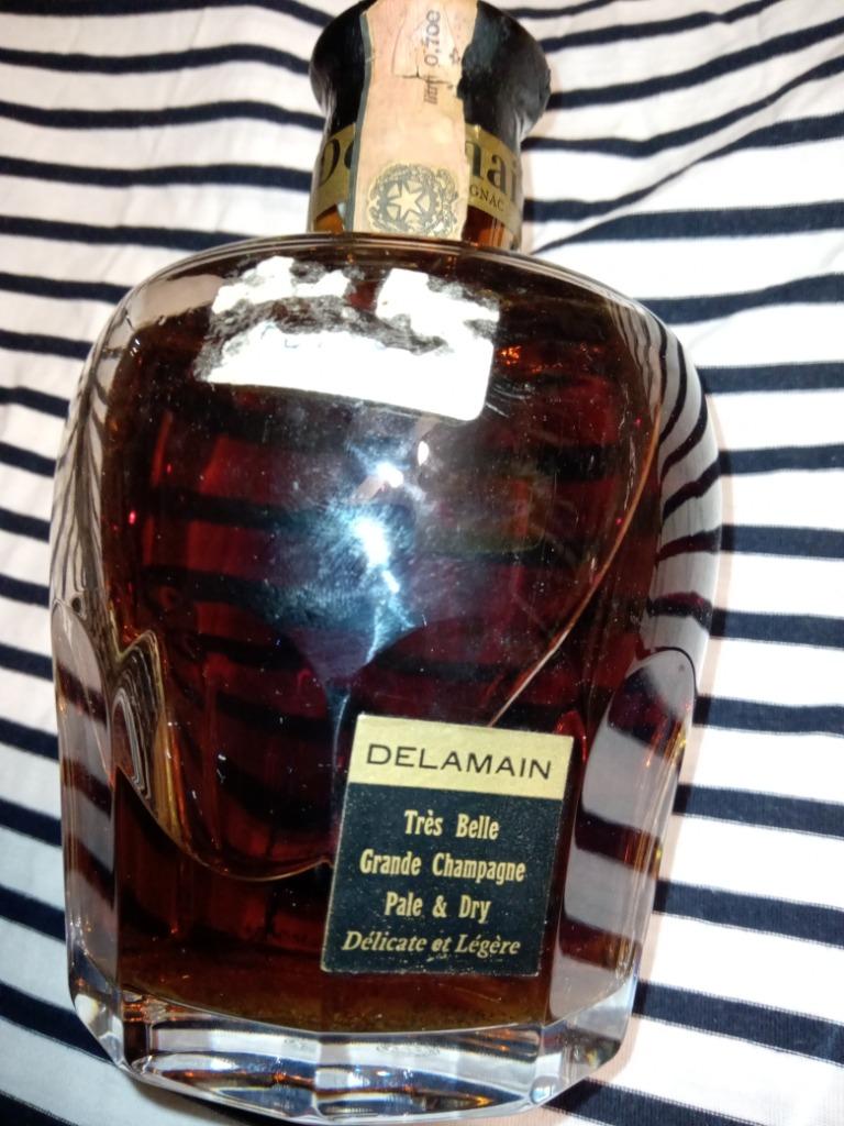 COGNAC DELAMAIN - TRES BELLE GRANDE CHAMPAGNE PALE AND DRY, Collections, Vins, Pleine, Comme neuf, Enlèvement, Autres types