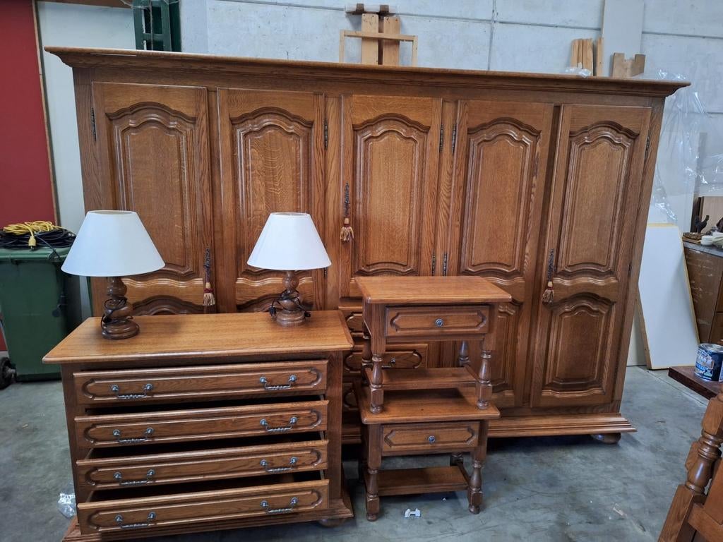 Volledige slaapkamer (bed met lattenbodem), Huis en Inrichting, Ophalen