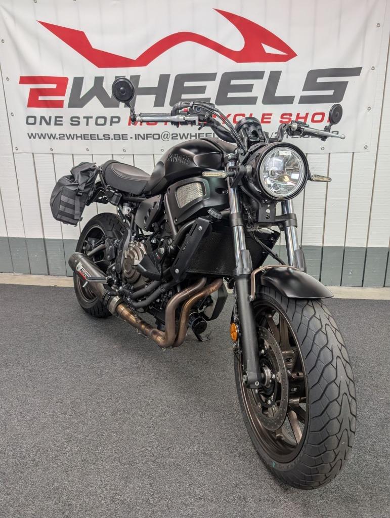 YAMAHA XSR700, Motoren, 700 cc, 2 cilinders, Motorrijbewijs A, Bedrijf