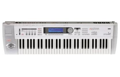 Korg Triton Le 61 ( 2 claviers ), Musique & Instruments, Synthétiseurs, 61 touches, Korg, Enlèvement, Avec valise ou flightcase