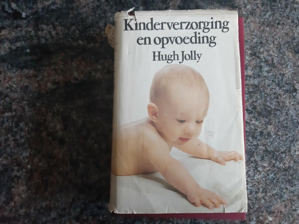 Boek over kinderopvoeding, Ophalen of Verzenden, Gelezen, Zwangerschap en Bevalling, Uitgeverij  het spectrum